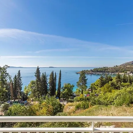 Katica - Comfort One Bedroom With Terrace And Sea View Апартаменты *